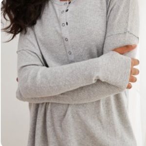 American eagle gray Henley